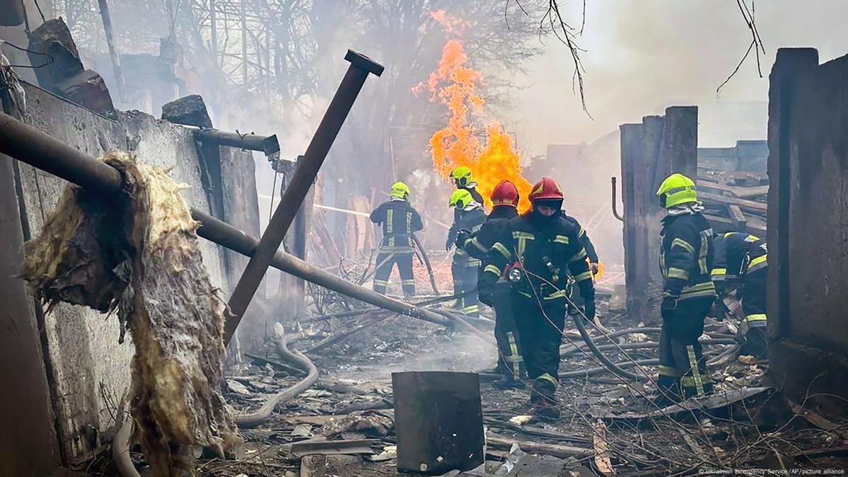 Russian attacks Ukraine